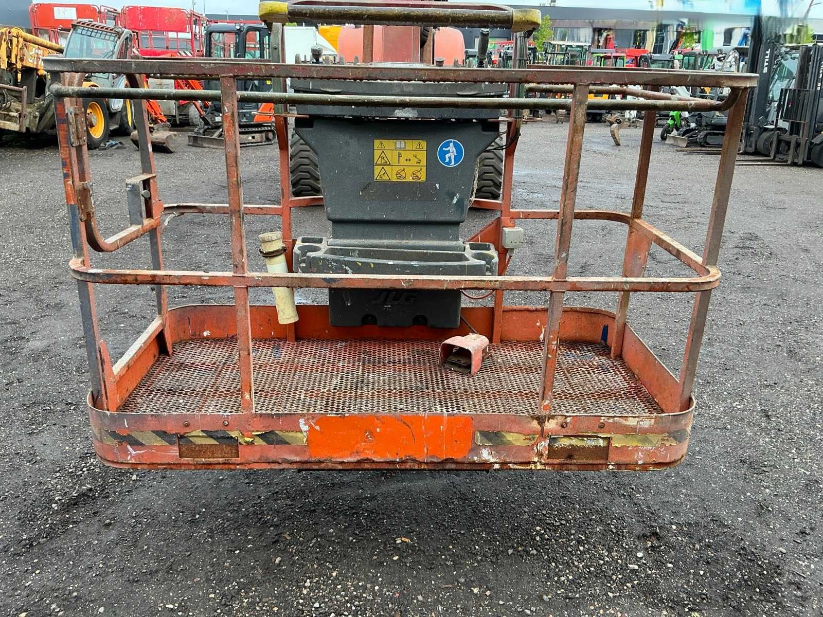 Telescopic Boom Lift - View 2